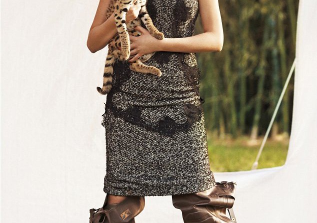 Kate Upton and a Baby Tiger